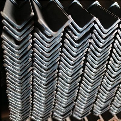 ASTM L2 3.2 मिमी कोण बार कार्बन स्टील जिंक कोटिंग Astm A36 कोण