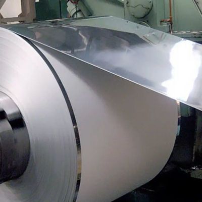 हॉट रोल्ड स्टेनलेस स्टील 430 Coils SUS 304 2b 316l Coil 6000mm चौड़ाई