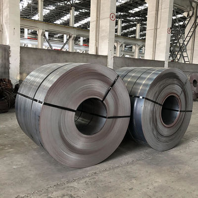 Q235B हॉट रोल्ड कार्बन स्टील कॉइल 600mm चौड़ाई 4m-12m लंबाई
